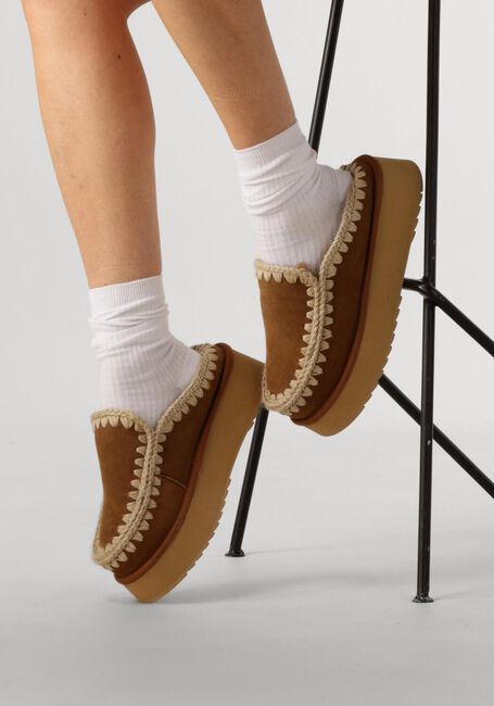 Cognacfarbene MOU Slipper CLOG ESKIMO PLATFORM - large