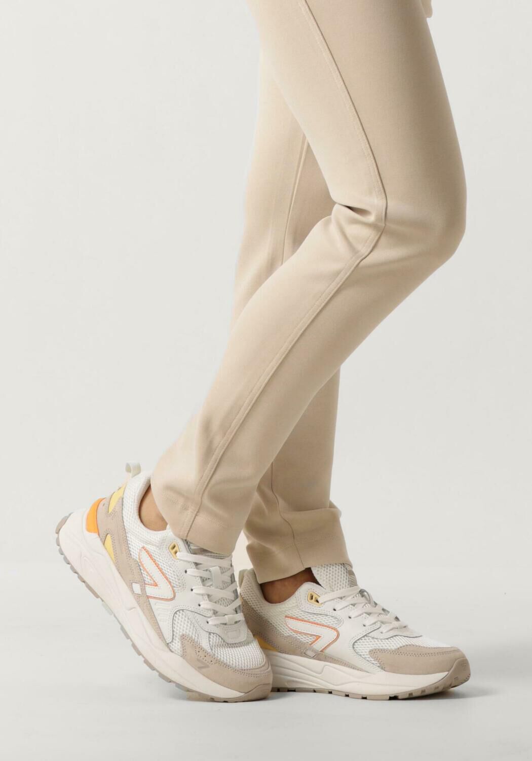 Wei&szlig;e HUB Sneaker Low GRID-W - large