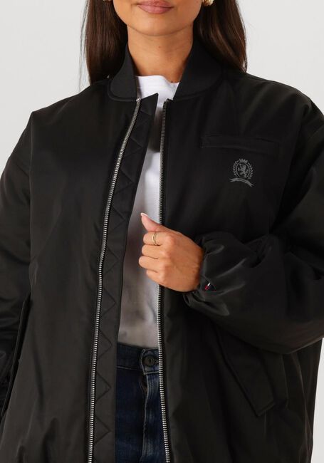Schwarze TOMMY JEANS Jack TJW LONGLINE BOMBER JACKET - large