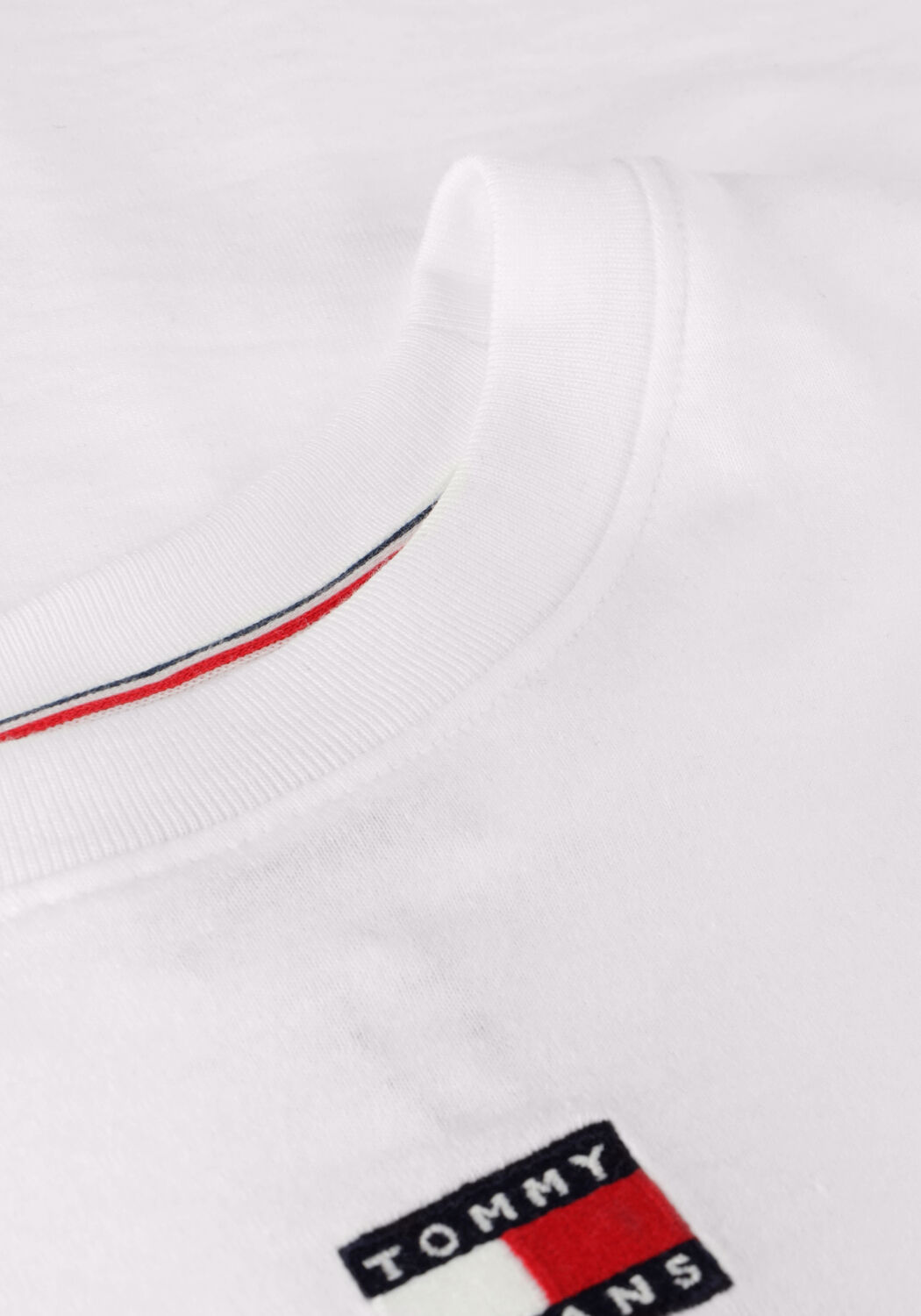 Wei&szlig;e TOMMY JEANS T-shirt TJW BXY BADGE TEE - large