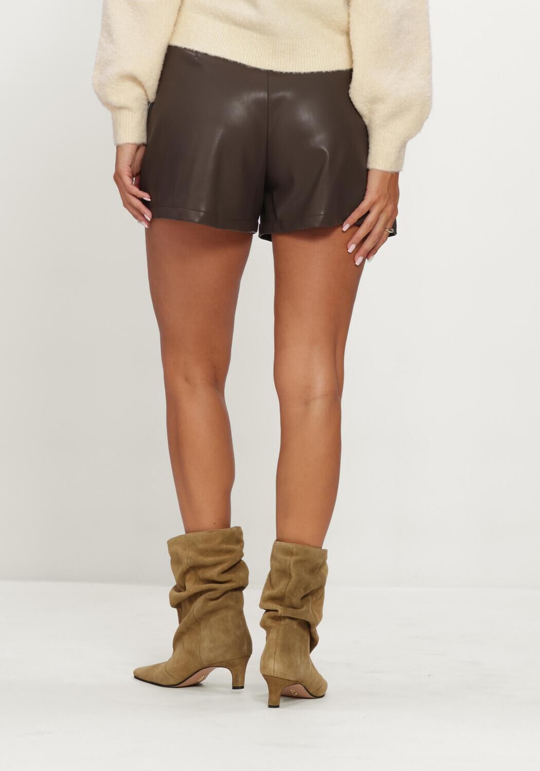Braune YDENCE R&ouml;cke SHORT JADE - large