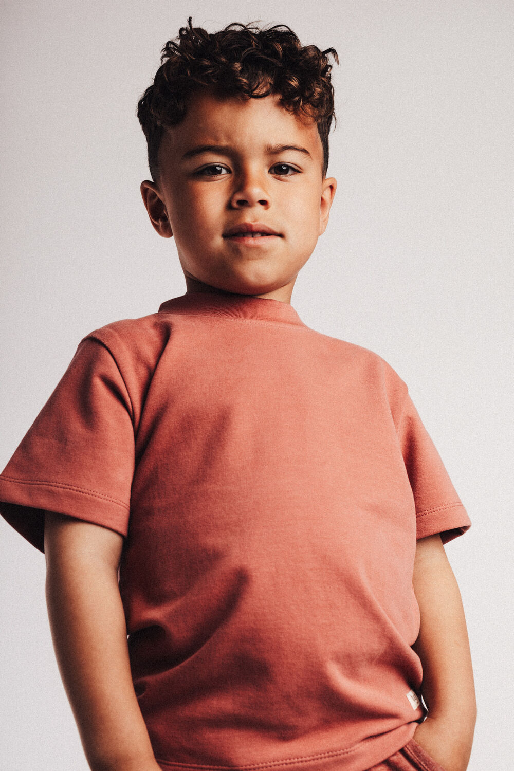 Rote BAJE STUDIO T-shirt LEON - large