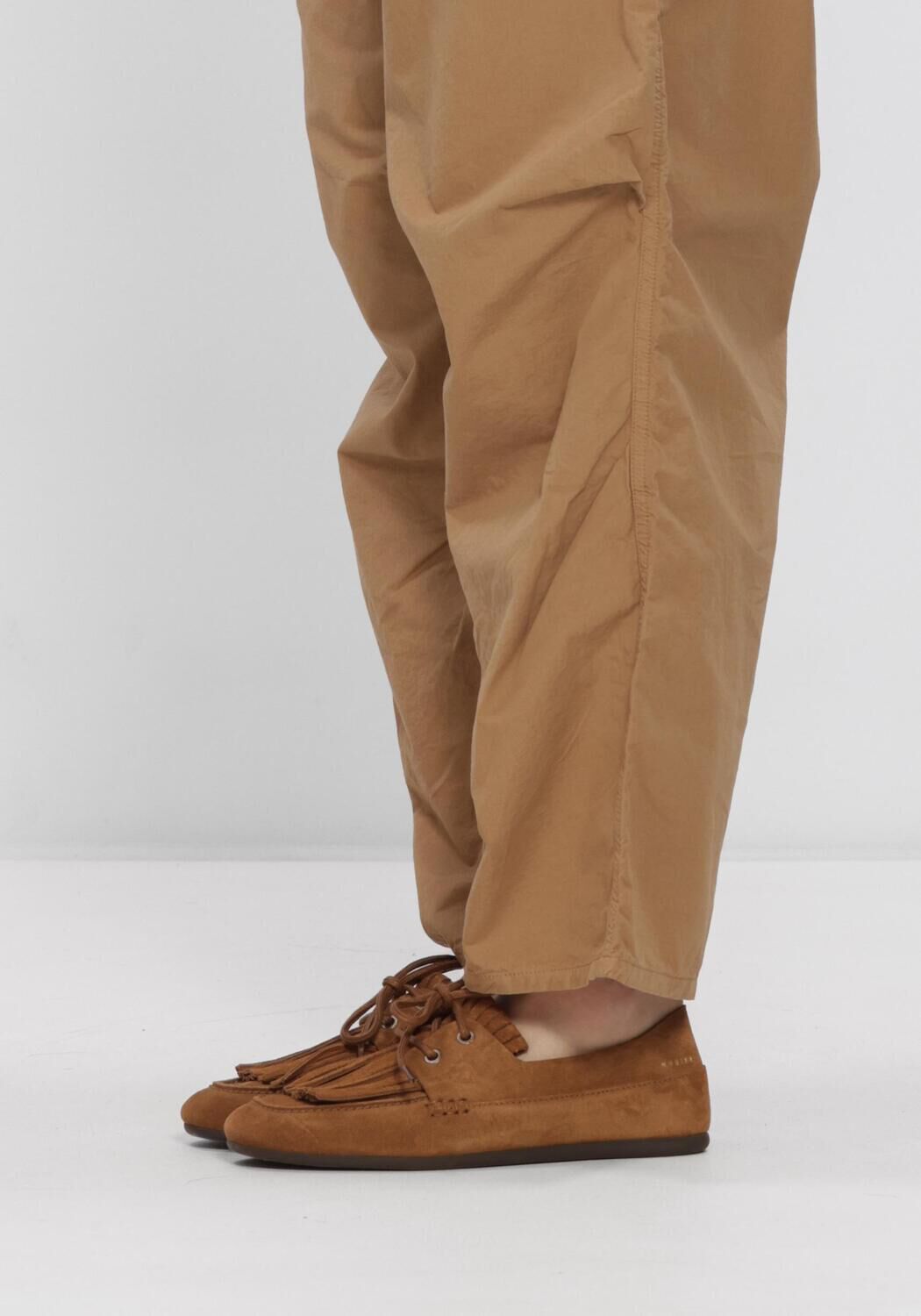 Camelfarbene NUBIKK Loafer JOAN MACAW - large