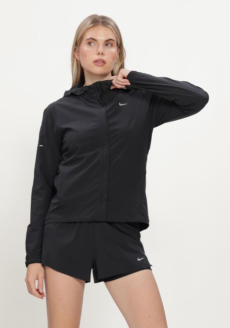 Schwarze NIKE Sportwesten NIKE SWIFT REPEL OPVOUWBAAR JACK - large