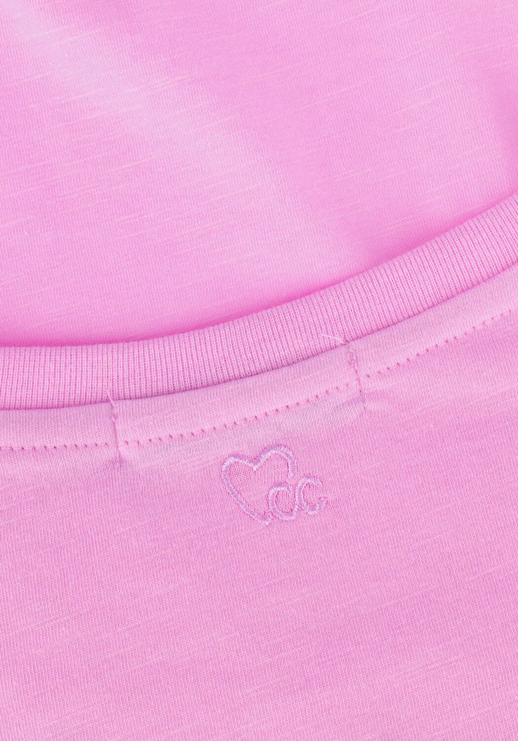 Rosane CC HEART T-shirt BASIC V-NECK T-SHIRT - large