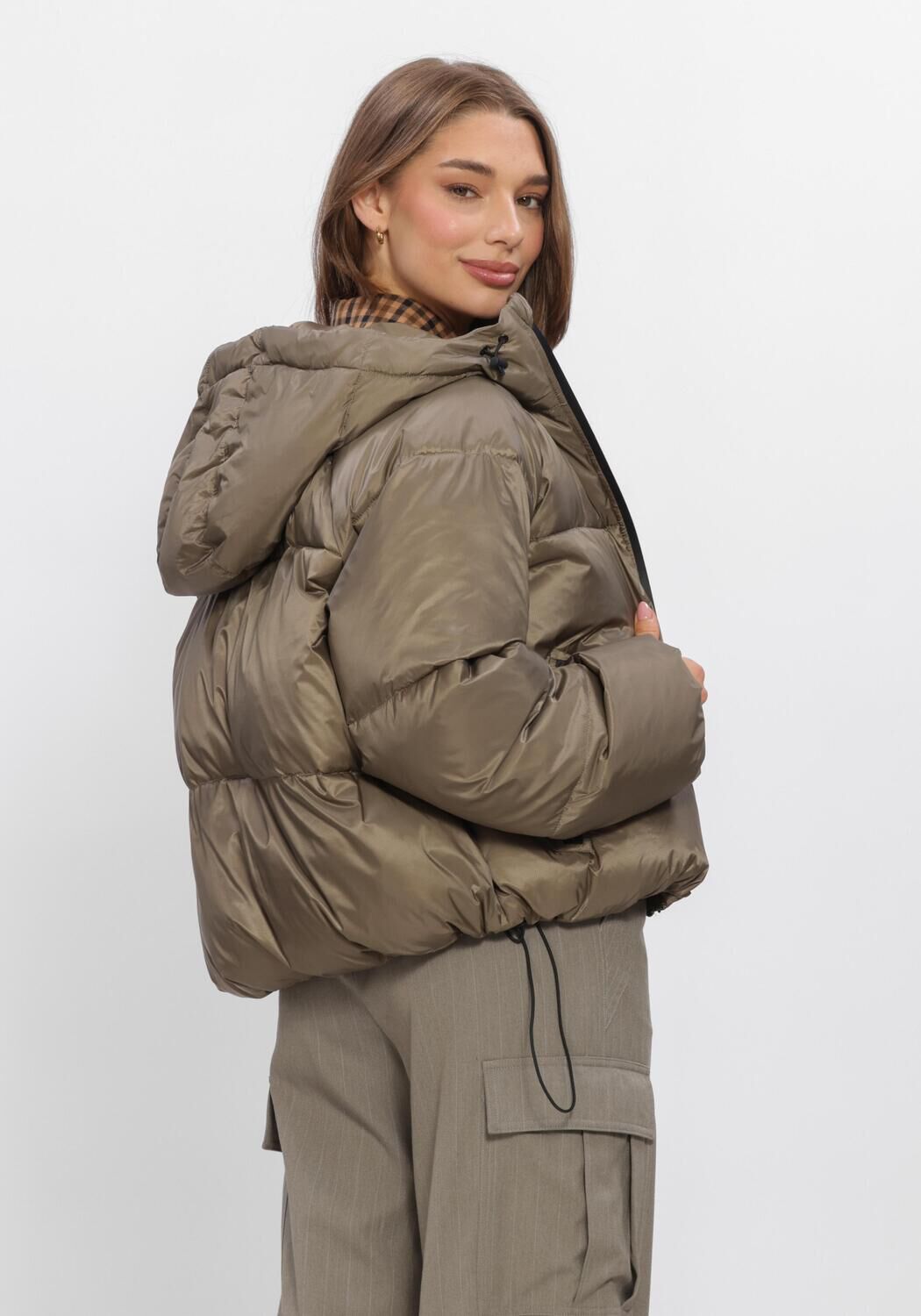 Khaki WITHBLACK Wattierte Jack WBLEMMA SHORT DOWN PUFFER JKT - large