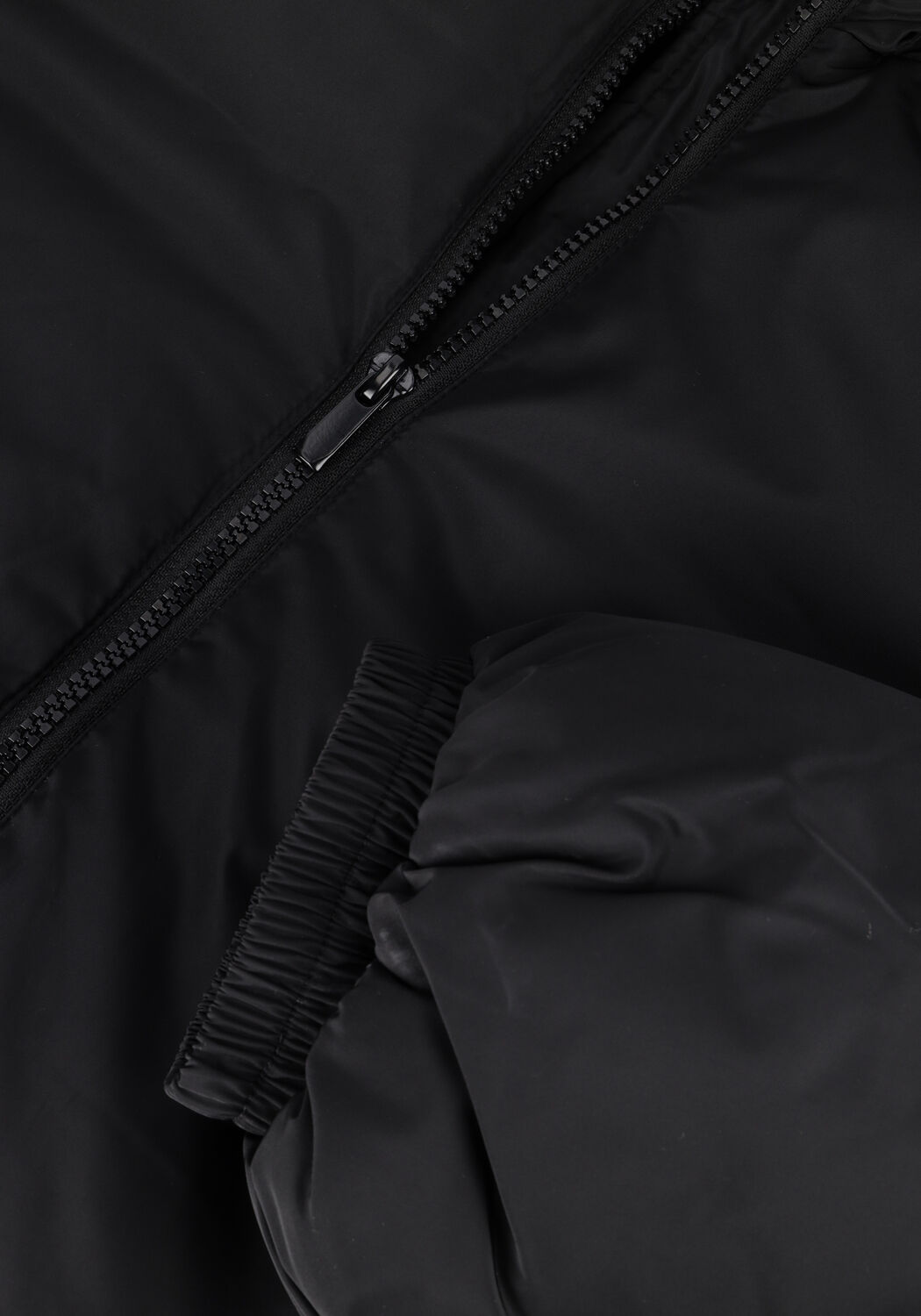 Schwarze MSCH COPENHAGEN Wattierte Jack NORINA KAYSA HOOD JACKET - large