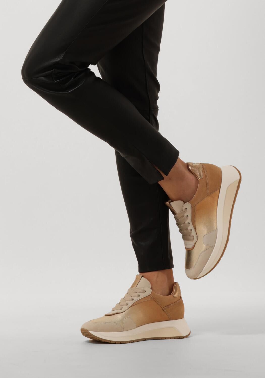 Goldfarbene SOFTWAVES Sneaker Low KISS - large