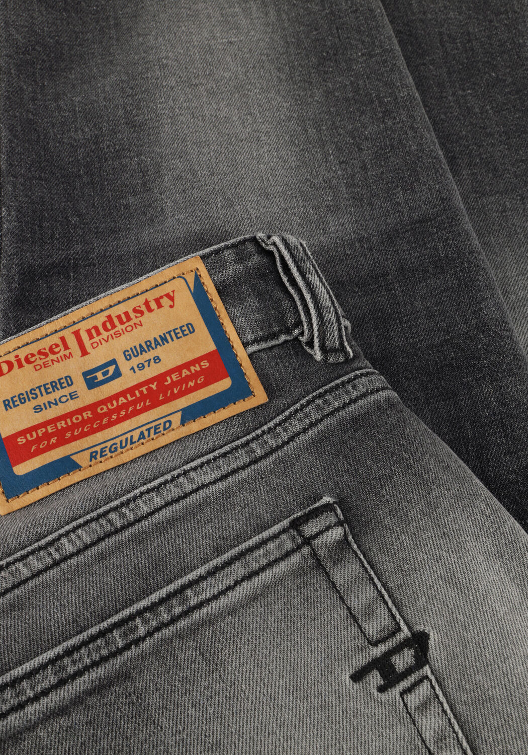 Graue DIESEL Skinny jeans 1979 SLEENKER - large