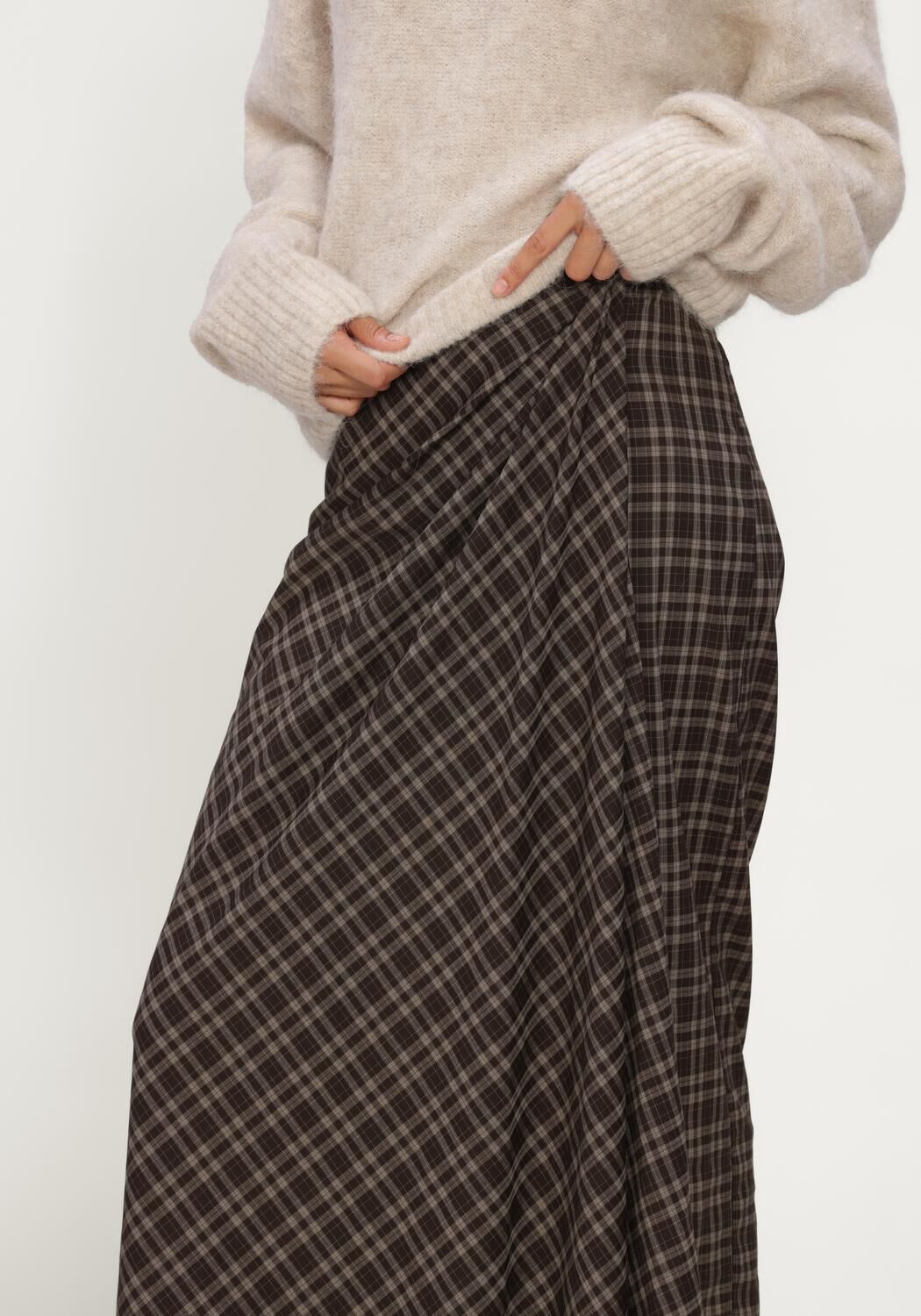 Braune NOTRE-V Maxirock NV-ISADORA BROWN - large