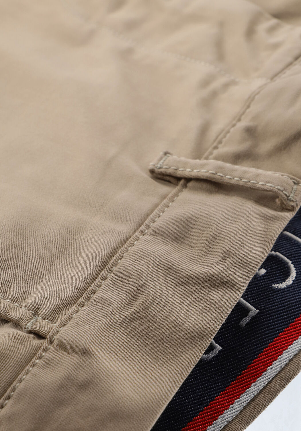 Beige TOMMY HILFIGER Chino CORE BLEECKER CHINO GMD FLEX - large