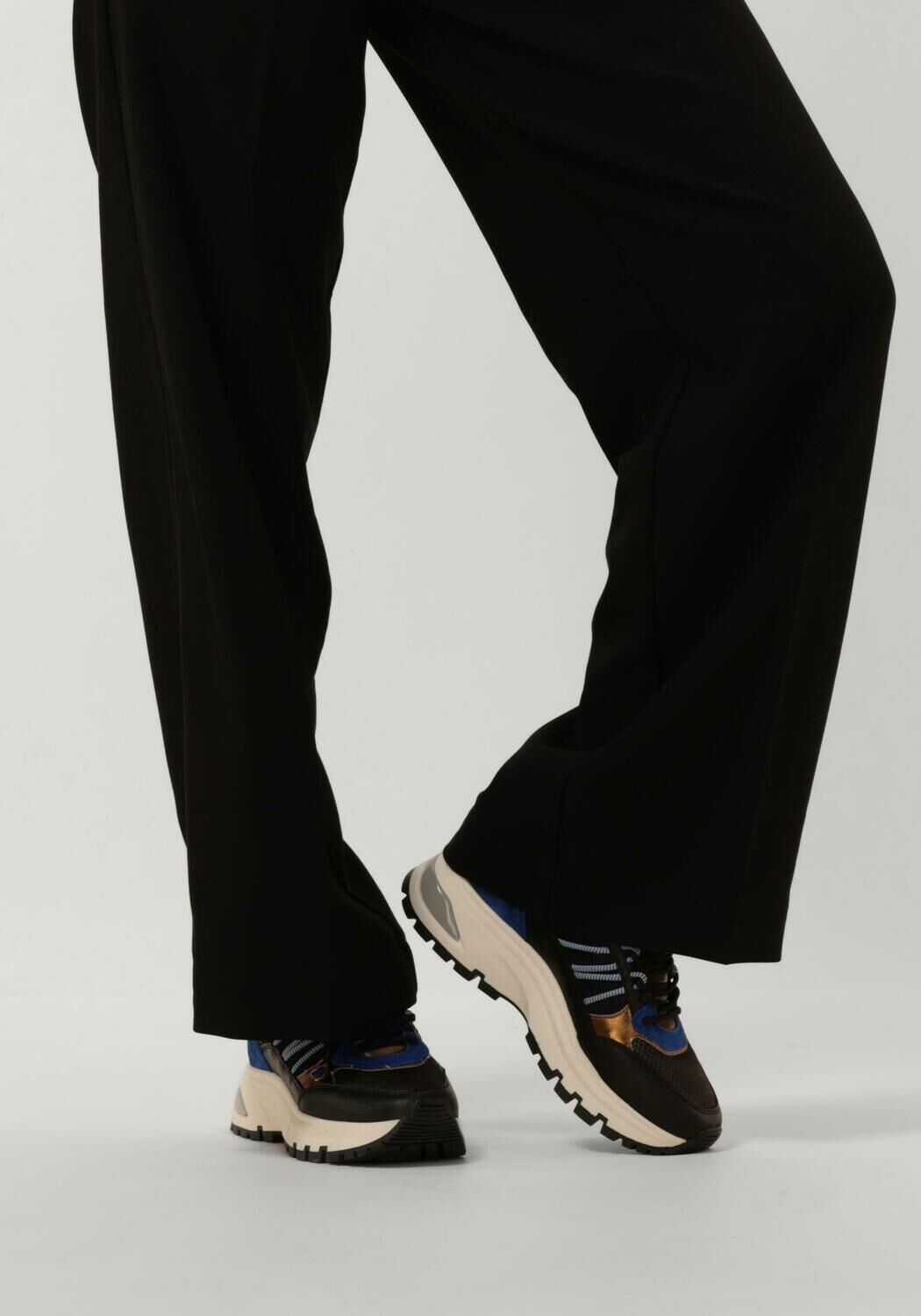 Blaue VIA VAI Sneaker Low LIZ DAE - large