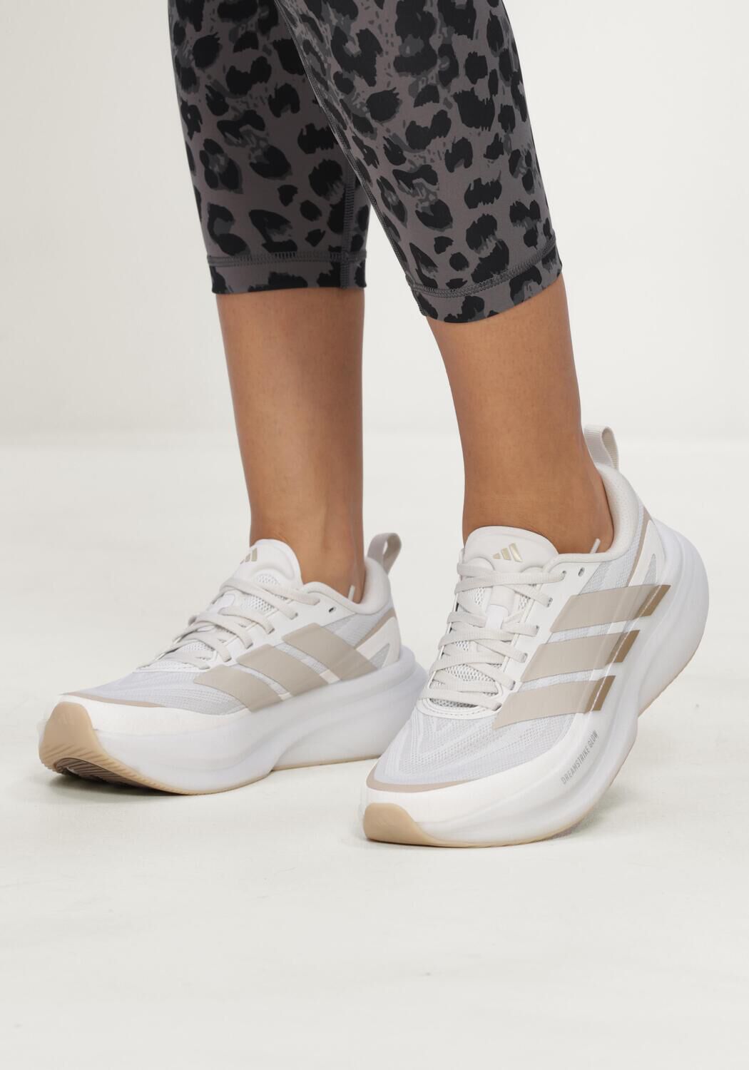 Wei&szlig;e ADIDAS  SUPERNOVA GLIDE W - large