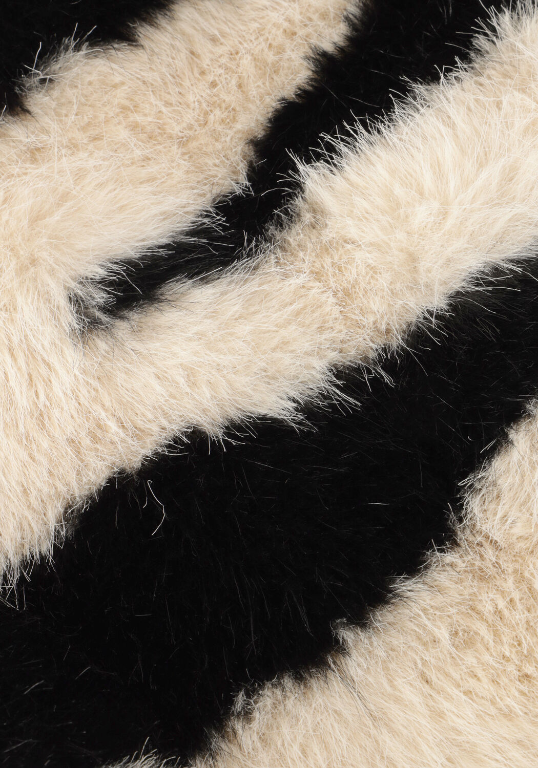 Mehrfarbige/Bunte NUKUS Fake-Fur-Jack MAGDALENA JACKET - large