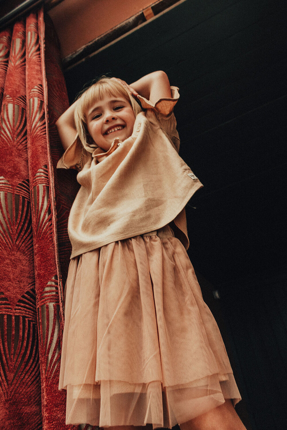 Orangene BAJE STUDIO Minirock ESMARALDA - large