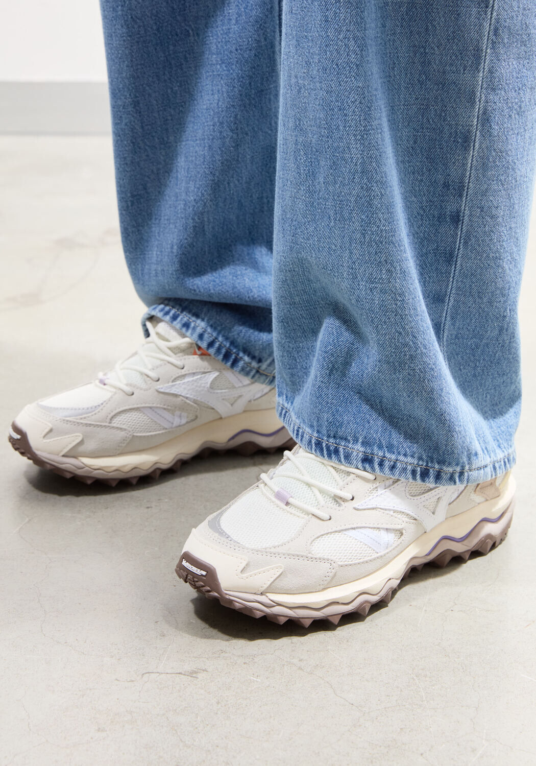 Graue MIZUNO Sneaker Low WAVE MUJIN TL - medium