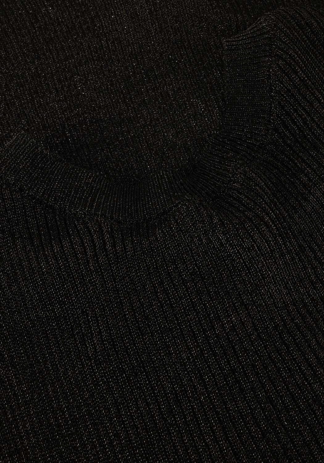 Schwarze GESTUZ T-shirt SILVIGZ DEEP BACK BLOUSE - large