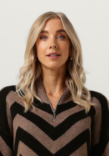 Braune Y.A.S. Rollkragenpullover YASKAVALLI LS KNIT PULLOVER - large
