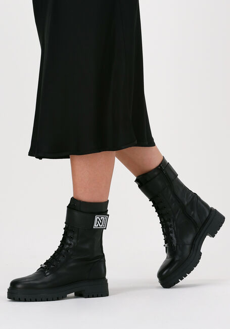 Schwarze NIKKIE Schn&uuml;rboots PHILEIN HIGH BOOTS - large