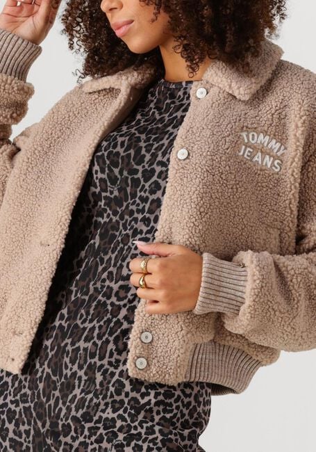 Sand TOMMY JEANS Teddy-Jacke TJW TEDDY VARSITY BOMBER - large