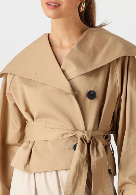 Camelfarbene INWEAR Trenchcoats UMAYAIW SHORT TRENCH - large
