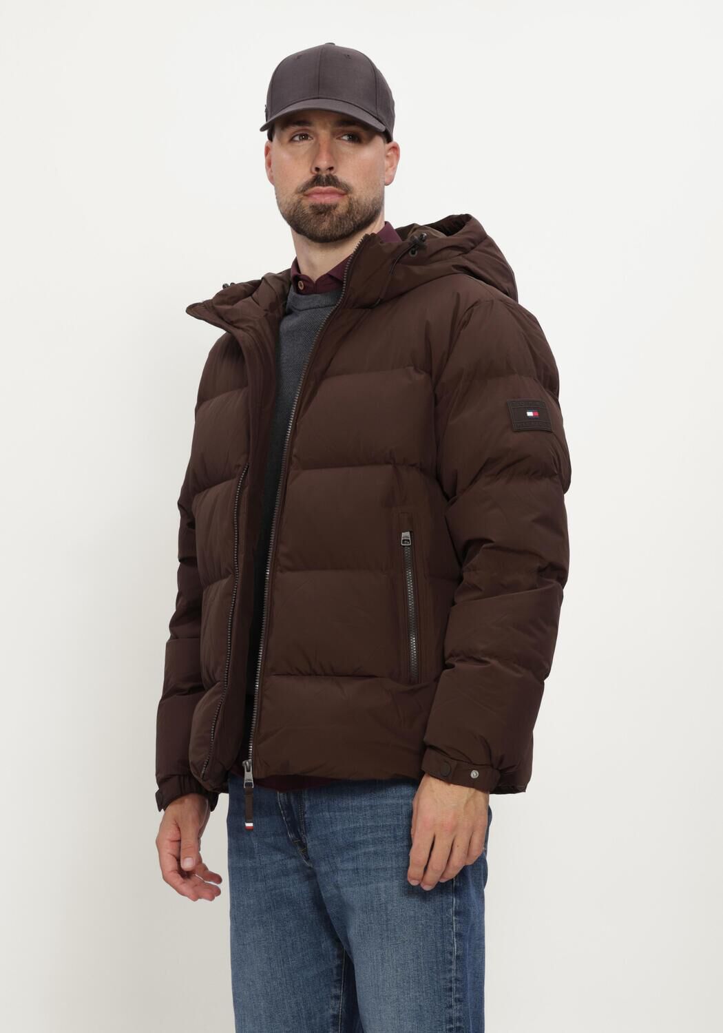Braune TOMMY HILFIGER Wattierte Jack DOWN HOODED PUFFER JKT - large