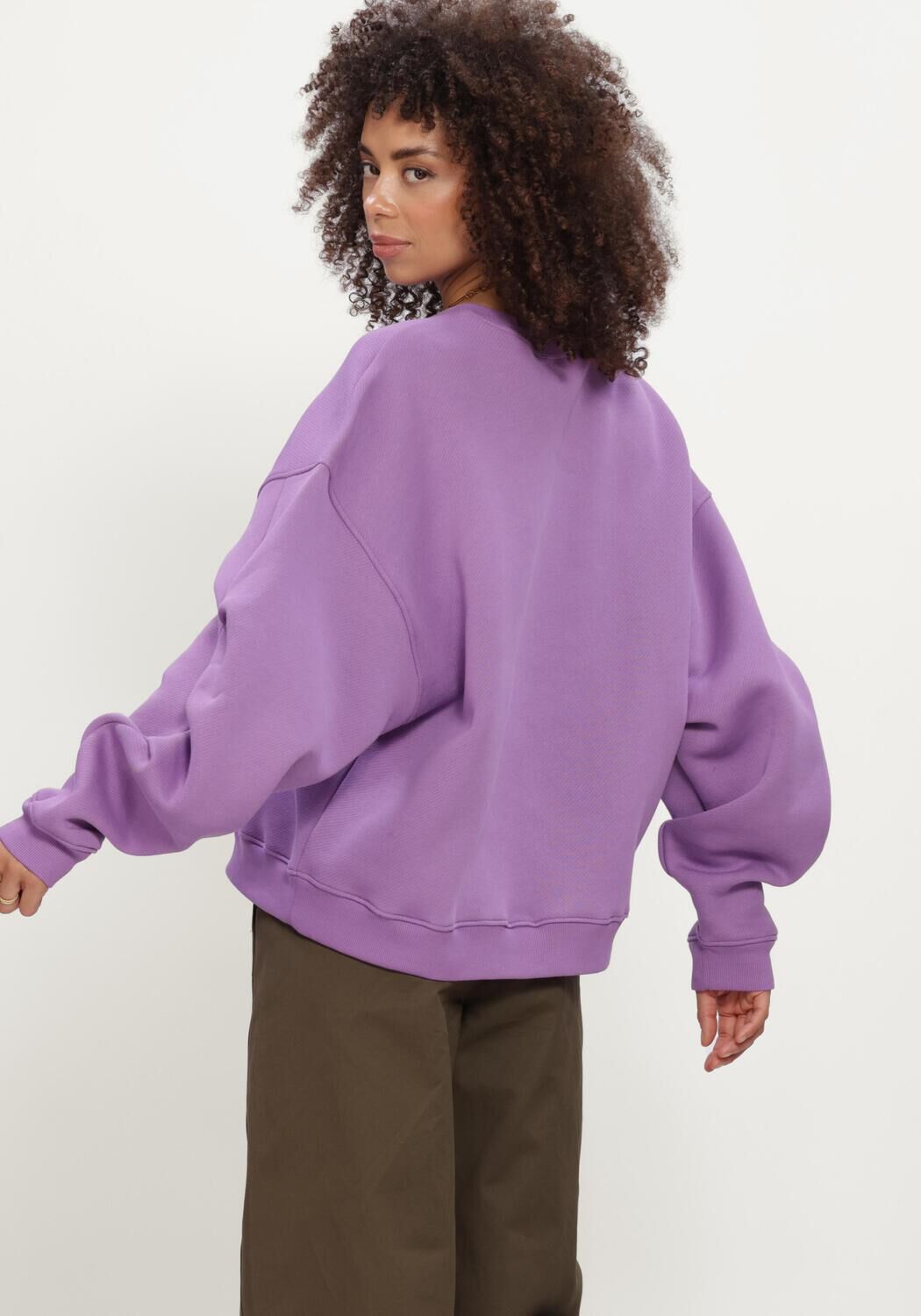 Lilane EDITED Sweatshirt CAIO SWEATER - large