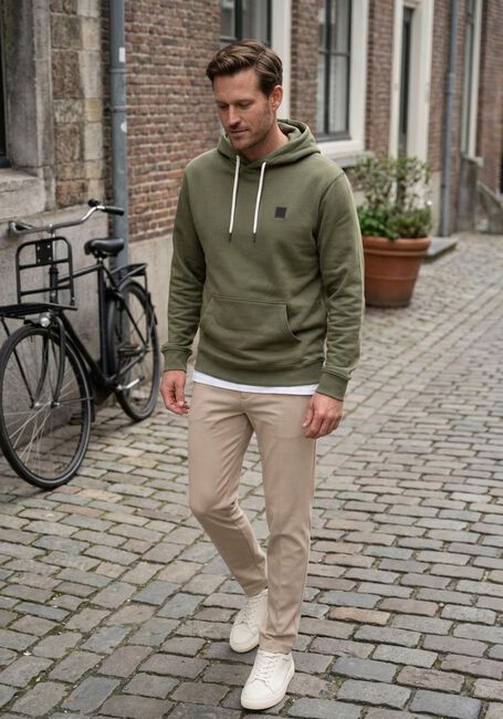 Gr&uuml;ne SCOTCH & SODA Sweatshirt ESSENTIAL LOGO BADGE HOODIE - large