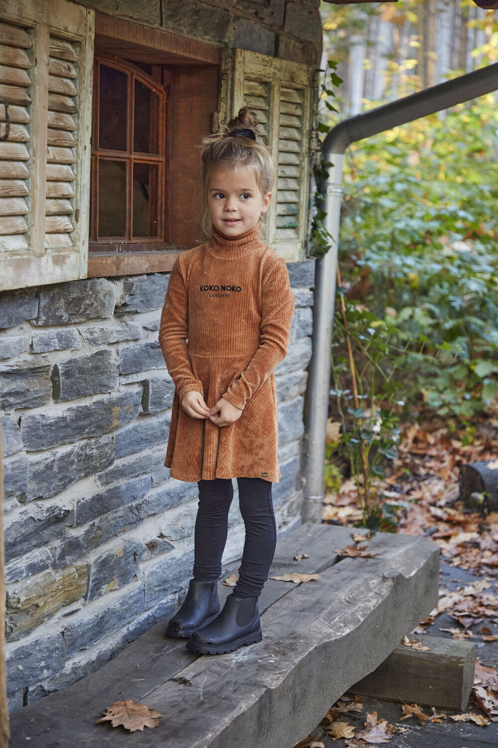 Camelfarbene KOKO NOKO Minikleid S48988 - large