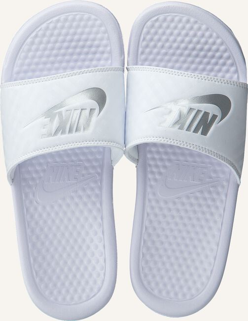 Weiße NIKE Badelatschen BENASSI JDI WMNS Weiße NIKE Badelatschen BENASSI JDI WMNS - large