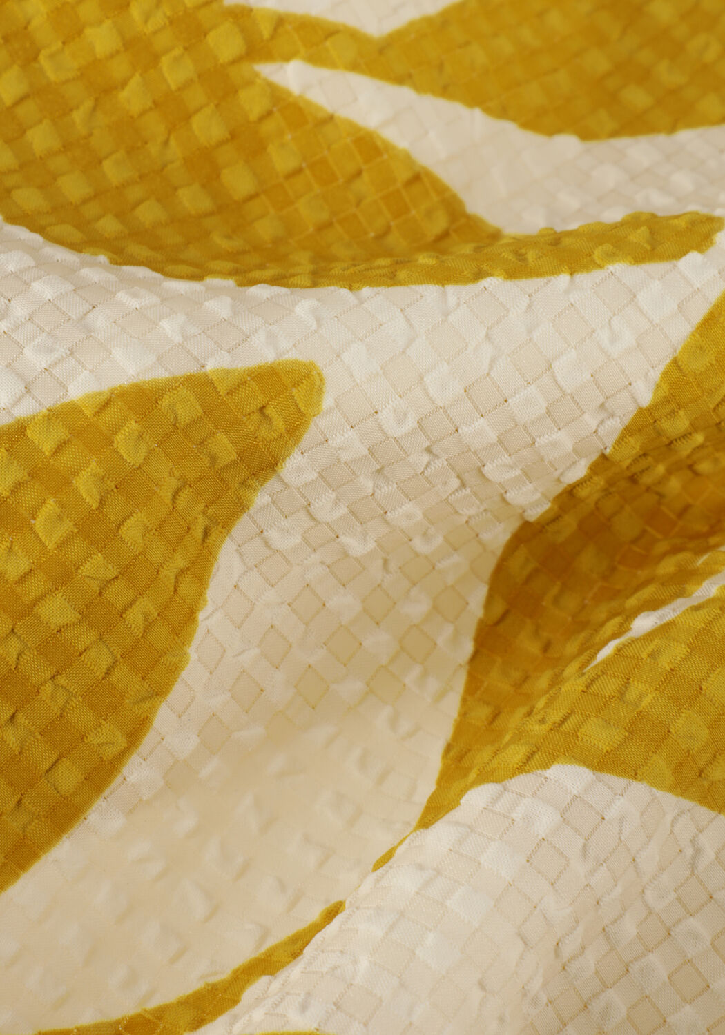 Goldfarbene SECOND FEMALE Midikleid UIVO ONE-SHOULDER DRESS - large