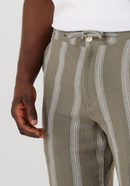 Khaki SELECTED HOMME Kurze Hose SLHREGSAL SHORTS - large