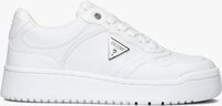 Weiße GUESS Sneaker low MIRAM - medium