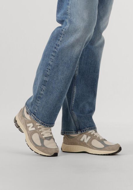 Graue NEW BALANCE Sneaker Low 2002R M - large