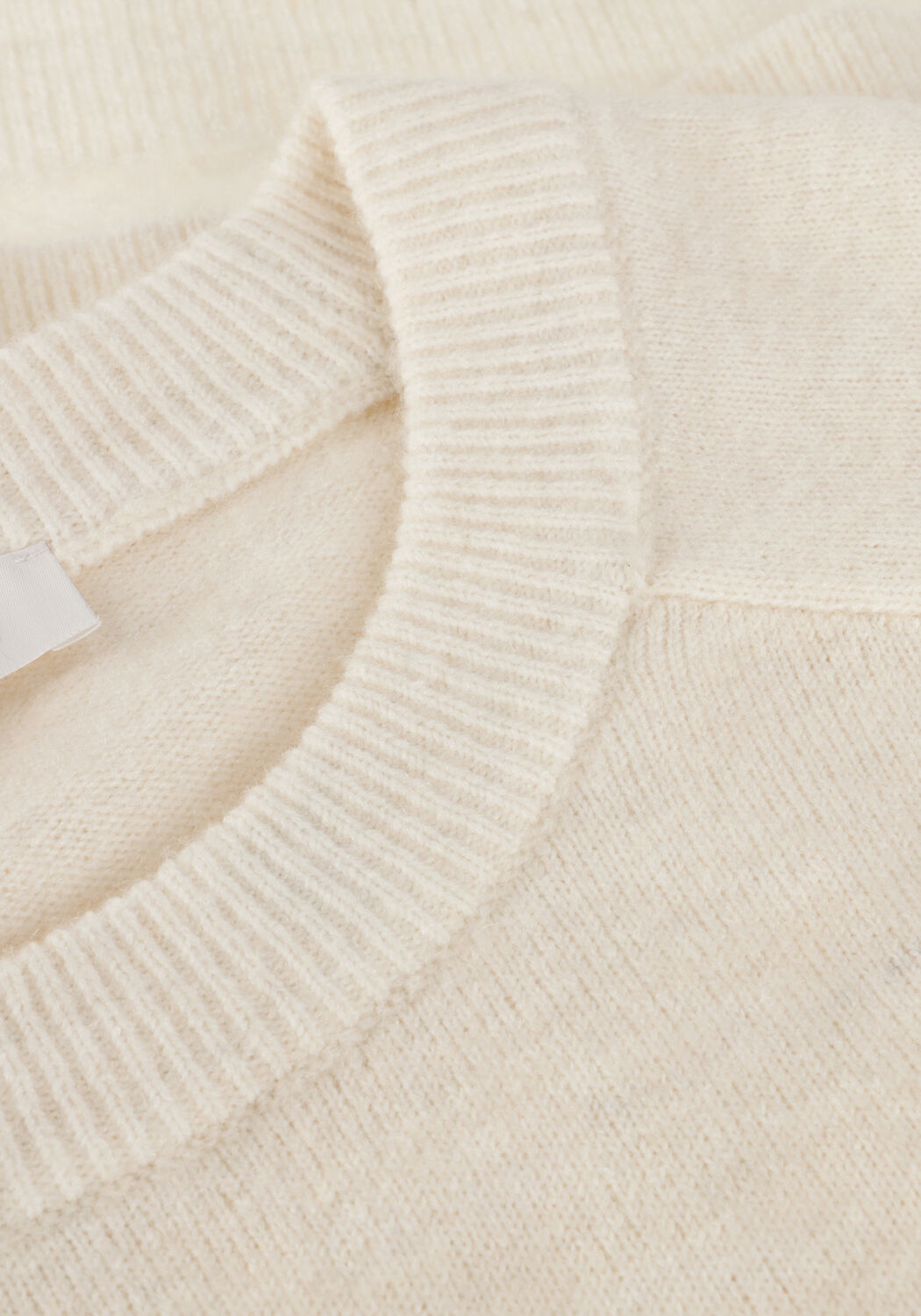 Nicht-gerade weiss EDITED Top BIRLA KNIT SHIRT - large