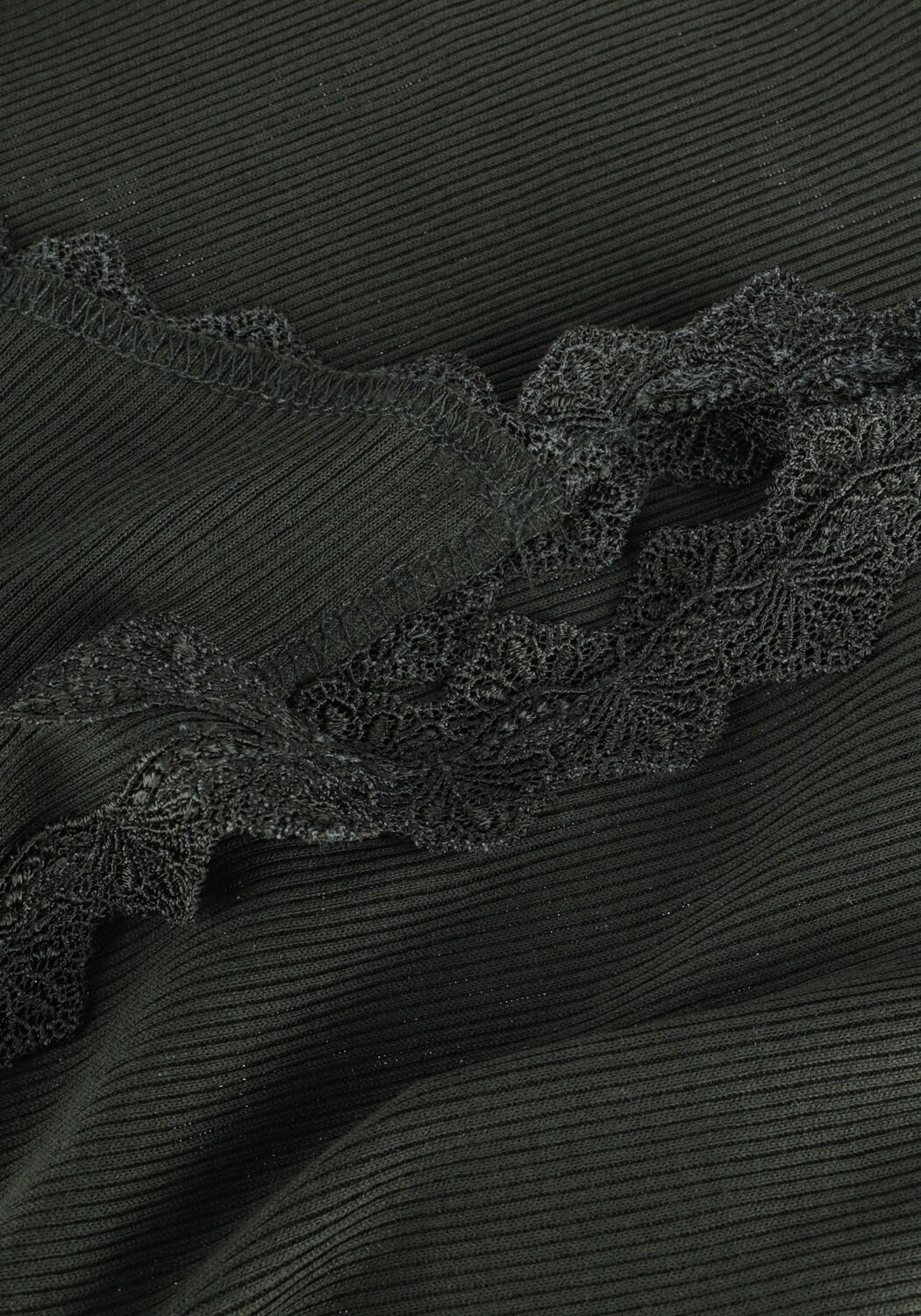 Gr&uuml;ne CC HEART Top SILK LACE CAMISOLE - large