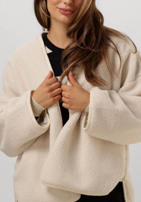 Nicht-gerade weiss RUBY TUESDAY Jack CHRISTIES FUR VEST JACKET - large