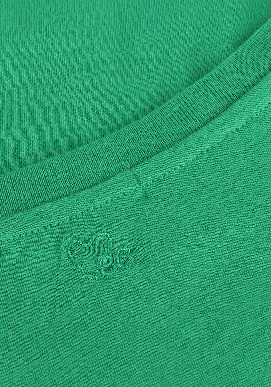 Gr&uuml;ne CC HEART T-shirt BASIC V-NECK T-SHIRT - large