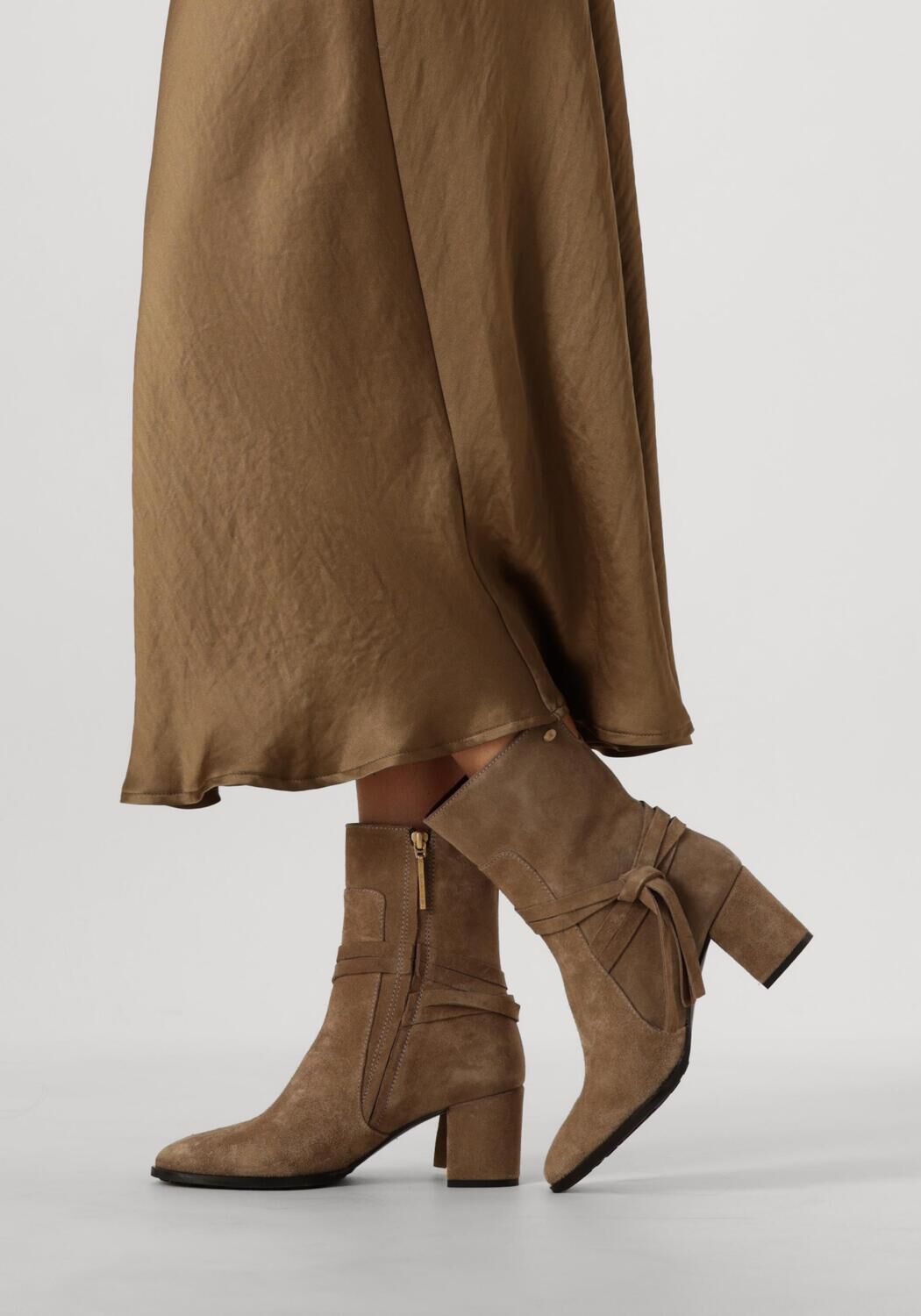 Taupe FRED DE LA BRETONIERE Stiefeletten GIA STELLA - large