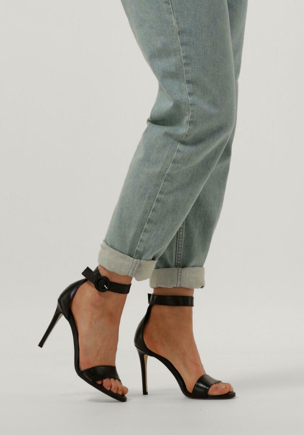 Schwarze NOTRE-V Sandalen 24716 - large