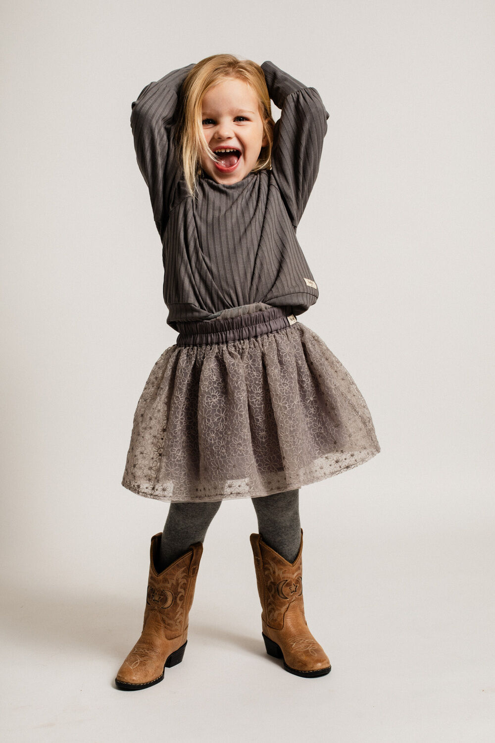 Graue BAJE STUDIO Minirock FEY - large