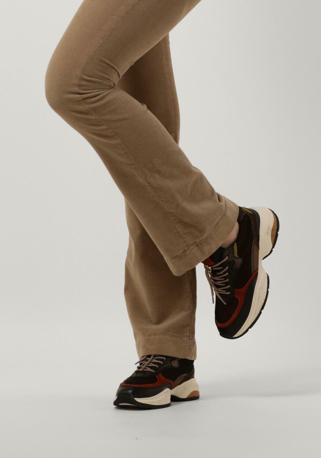 Braune VIA VAI Sneaker Low PEPPER ZYRA - large