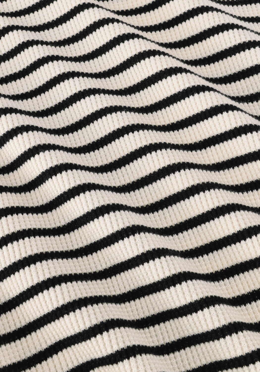 Schwarze SUMMUM T-shirt BOXY TOP STRIPE WAFFLE - large