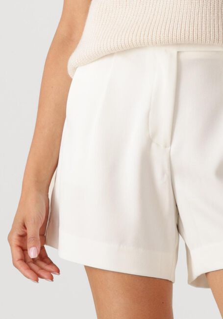 Weiße OMODA ATELIER Kurze Hose X IRIS - IVETTE - large
