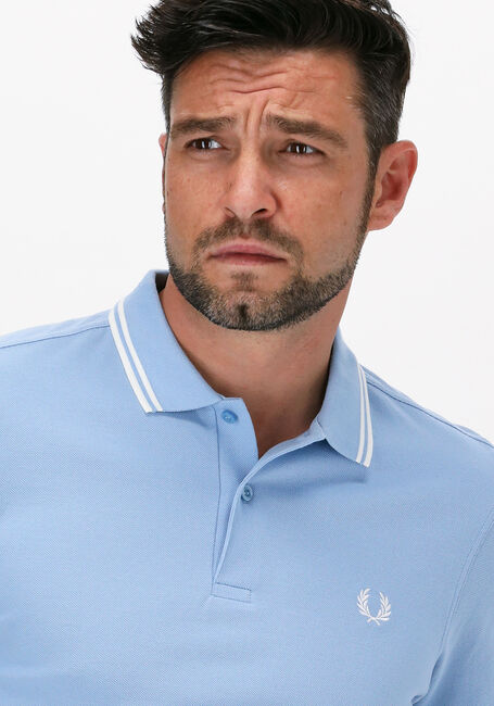 Hellblau FRED PERRY Polo-Shirt TWIN TIPPED FRED PERRY SHIRT - large
