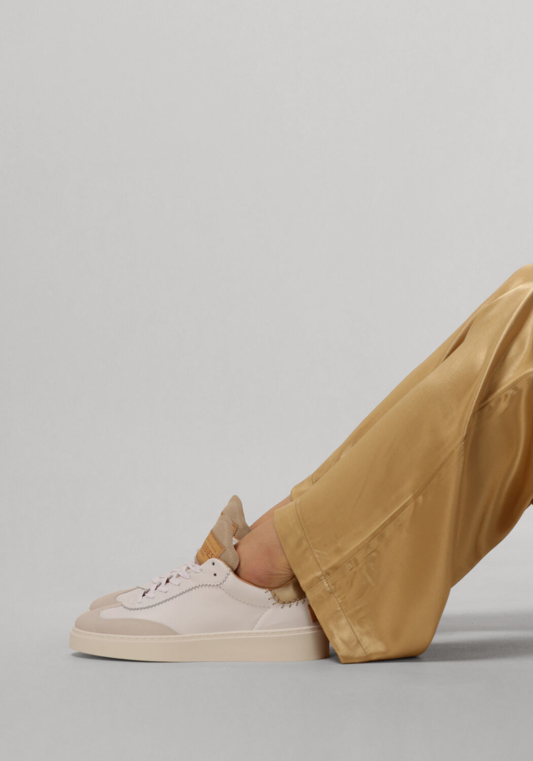 Wei&szlig;e SHABBIES Sneaker Low BOSSA OXFORD - large