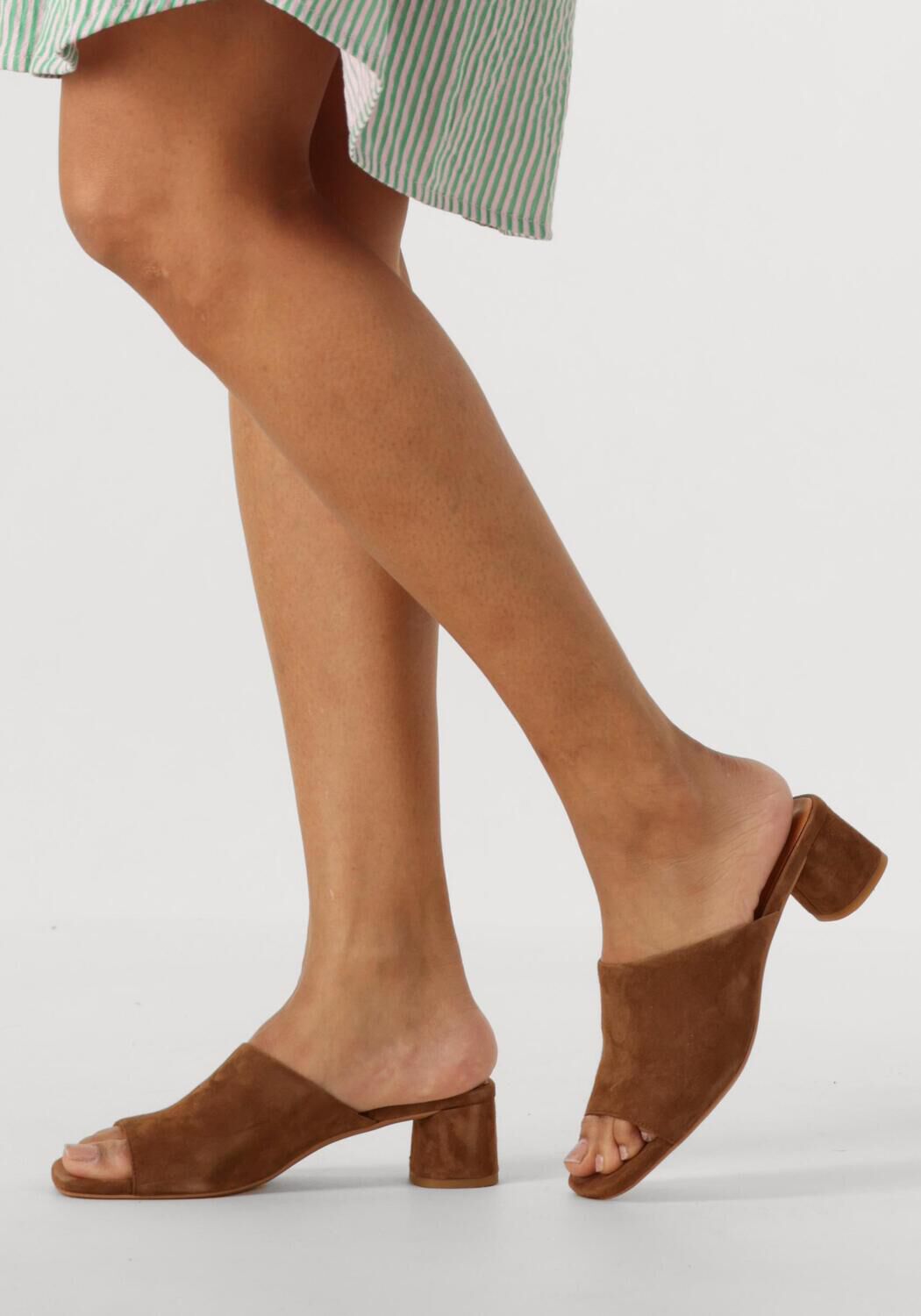 Braune VAGABOND SHOEMAKERS Abs&auml;tze PIPER - large