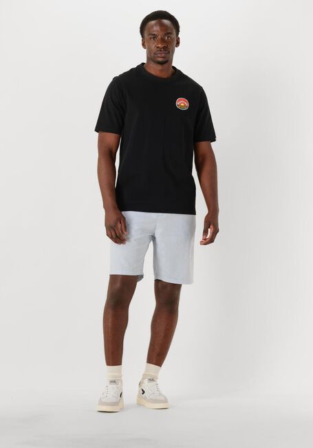 Schwarze ANERKJENDT T-shirt AKKIKKI GO OUTSIDE MORE SS TEE - large