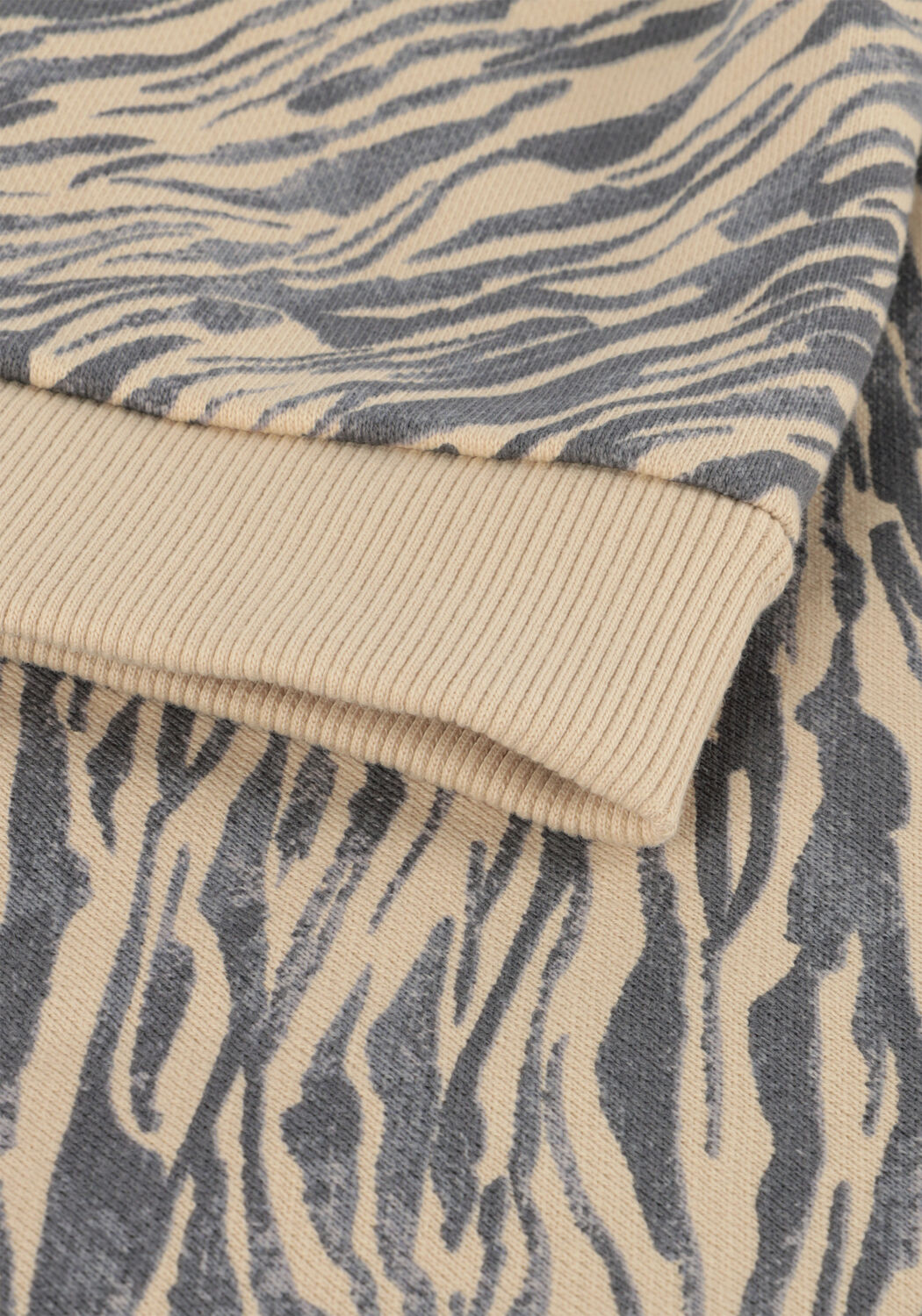 Graue DAILY7 Sweatshirt OVERSIZED ANIMAL SWEATER - large