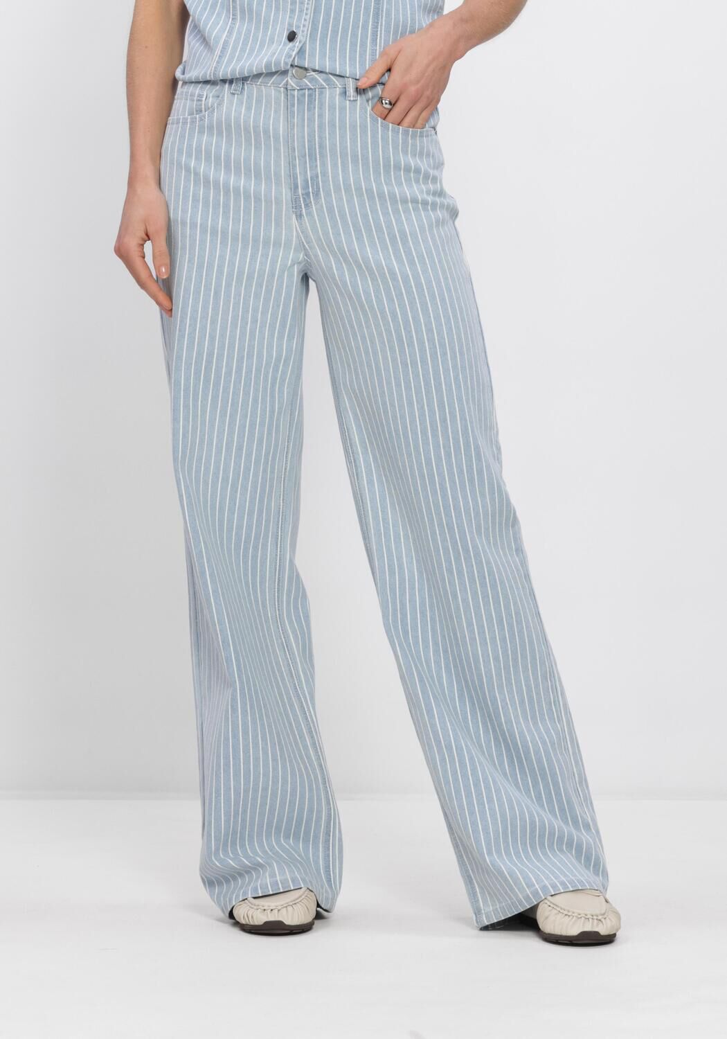 Blaue OBJECT Jeans OBJSANNI MW WIDE JEANS - large